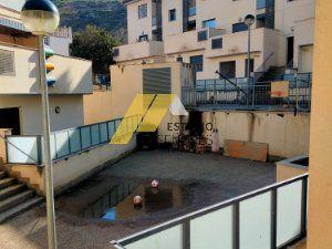 Building for sale on Calle Francisco de Goya, Cadrete