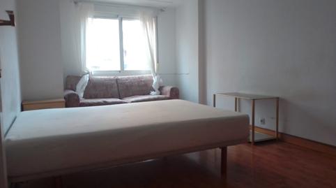 Apartment for sale on Calle de Antonio Sangenis, 75, Delicias neighborhood