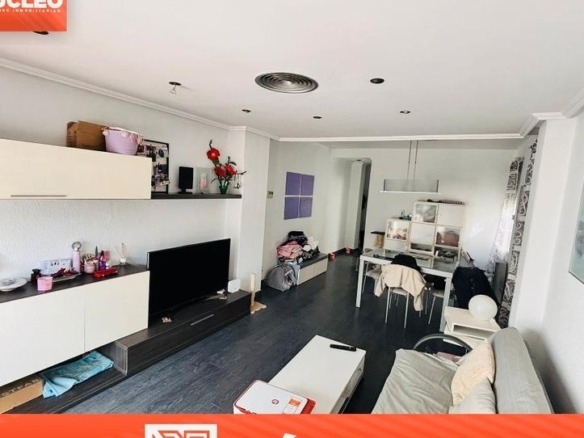 Penthouse for sale on Marcelino Unceta Street, Delicias neighborhood