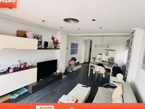Penthouse for sale on Marcelino Unceta Street, Delicias neighborhood