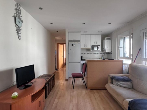 Apartment for sale on Vía de Ramón Pignatelli, Pinares de Venecia