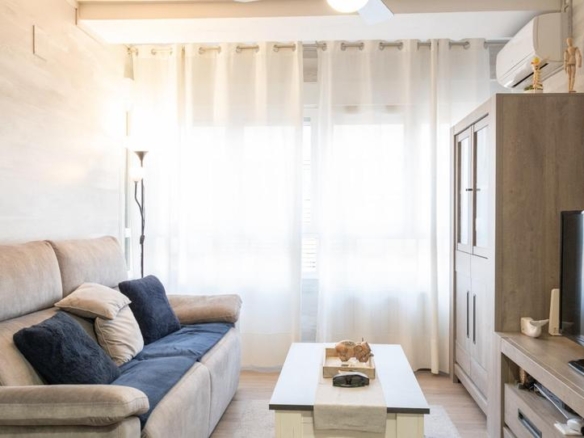 Duplex for sale on Calle de Unceta, Delicias neighborhood