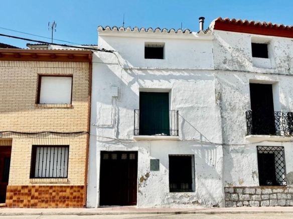 House or villa for sale in Valfarta