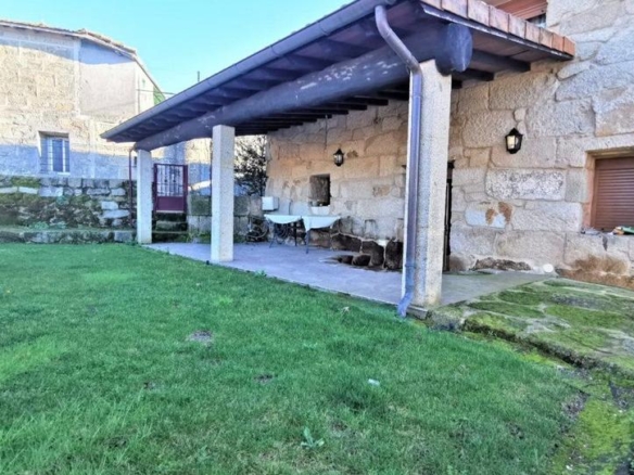House or chalet for sale in Lugar Trandeiras, Xinzo de Limia