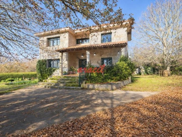House or chalet for sale in Amoeiro