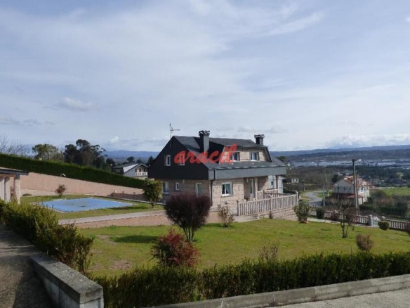 House or villa for sale in Barrocanes