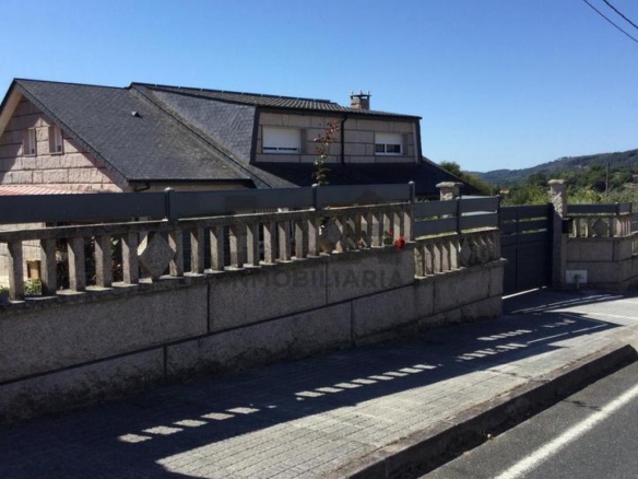 House or chalet for sale in Alcalde Higuero Cardoso, Lobeira