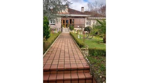 House or villa for sale in Coles