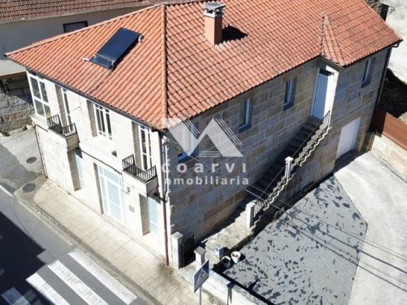 House or chalet for sale on Calle Eladio Sabucedo, Toén