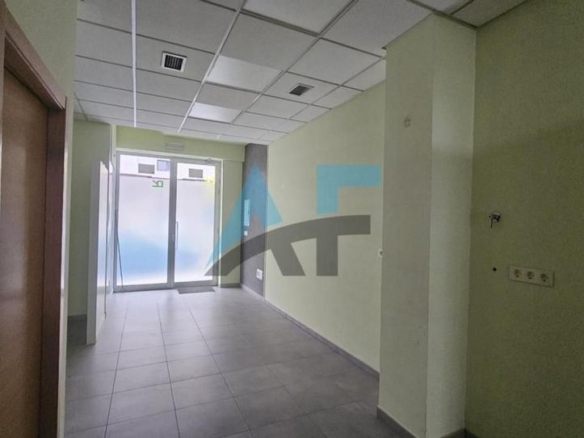 Premises for sale on Avenida Da Universidade, Mariñamansa