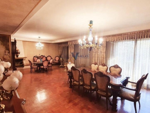 Apartment for sale in the city center