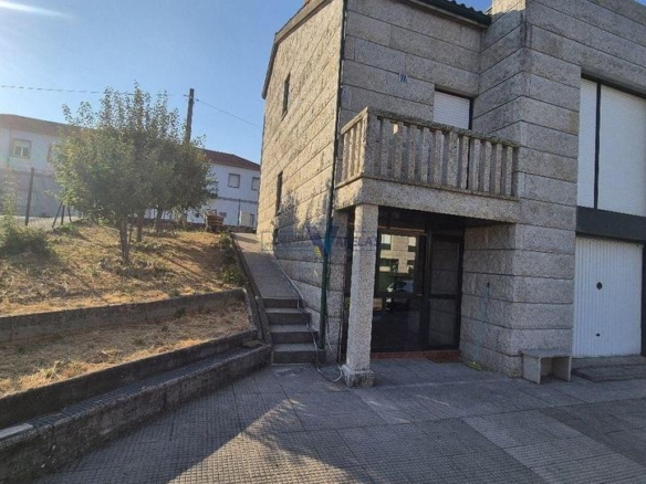 House or chalet for sale in A Peroxa