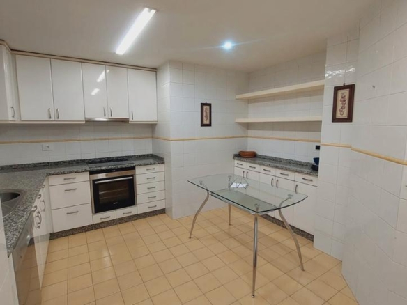 Apartment for sale on Avenida Da Habana, 32, Centro