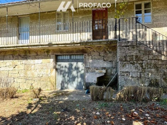 House or chalet for sale in Costa a, O Irixo