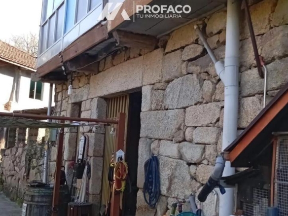 House or chalet for sale in Fontedouro, Punxín