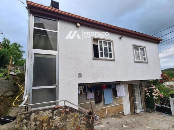 House or chalet for sale in Listanco, Maside