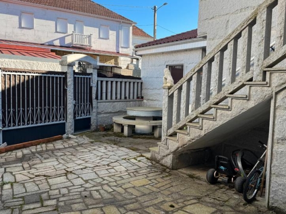 House or chalet for sale in Lugar Devesa, 18, Vilardevós