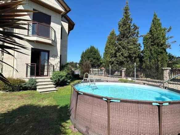 Townhouse for sale in San Cibrao das Viñas