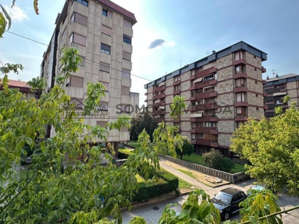 Apartment for sale in Escultor Failde Gago, As Lagoas