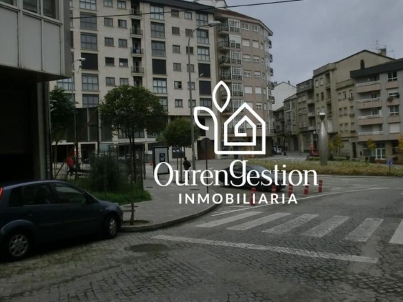 Commercial premises for sale in Couto