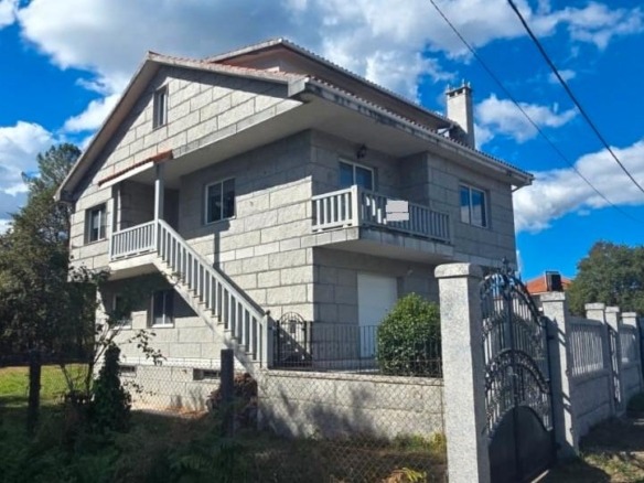 House or chalet for sale in Aldea a Esfarrapa, 39, O Irixo