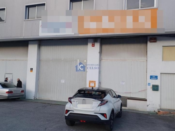 Industrial warehouse for sale in San Cibrao das Viñas