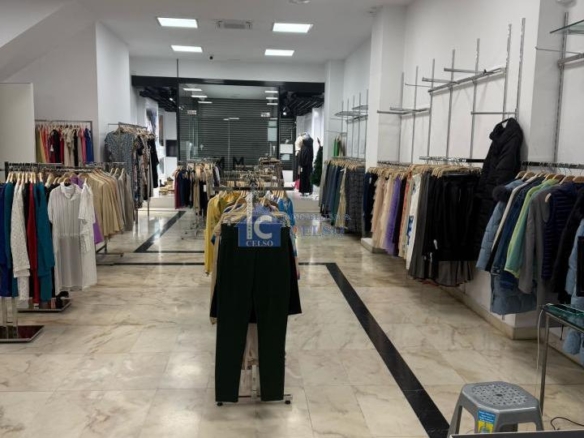 Premises for sale on Avda. Zamora, Posio