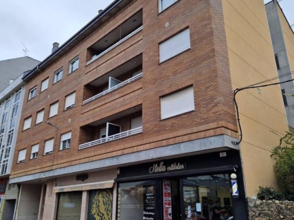 Duplex for sale in Ourense, O Barco de Valdeorras