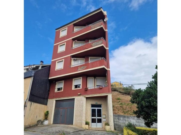 Apartment for sale on Calle Progreso, A Rúa