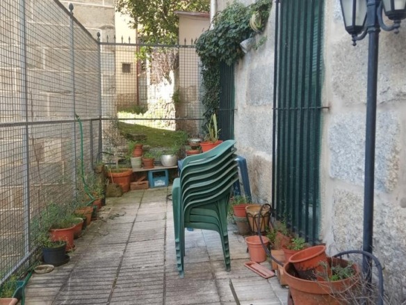 Building for sale in Rúa Ervedelo, Couto