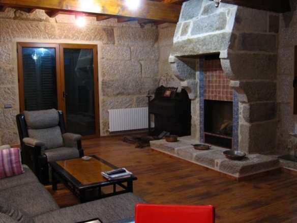 House or chalet for sale in Xunqueira de Ambía