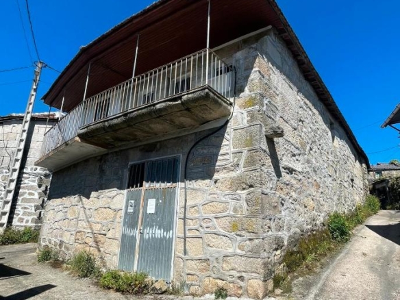 House or chalet for sale in O Irixo