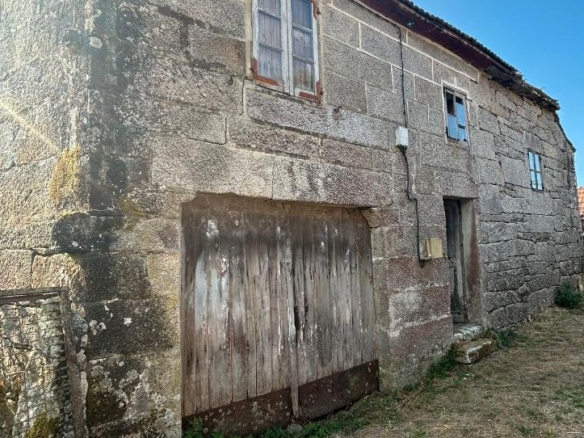 Rustic property for sale in Lugar Rio O, 4, O Irixo