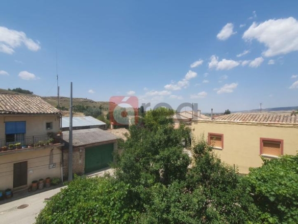 House or villa for sale in Reyes Católicos – Paseo San Antonio