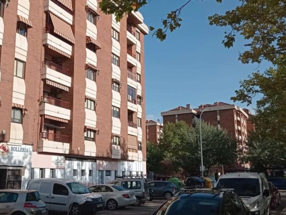 Garage for sale at Calle César González Ruano, 6, San Fernando – Carretera de Valencia