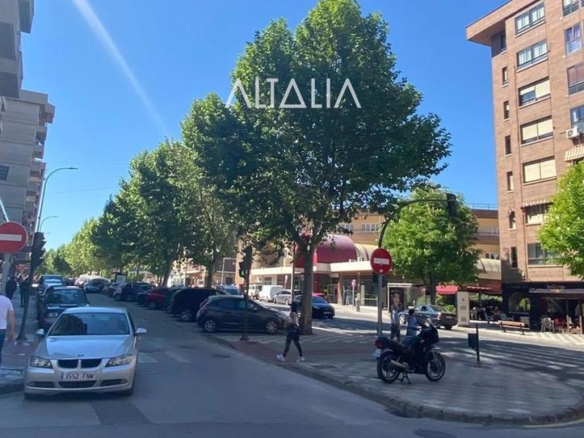 Commercial space for sale in Julio Larrañaga, Centro