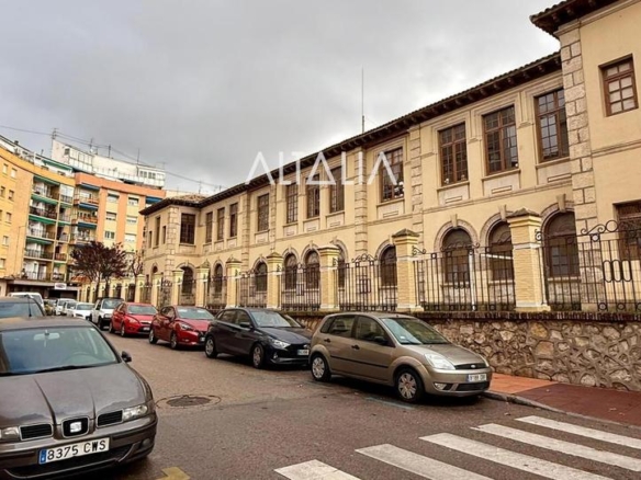 Apartment for sale in the city center