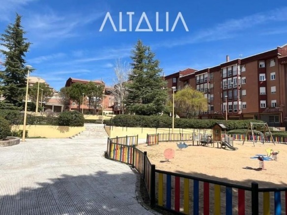 Apartment for sale in Alameda