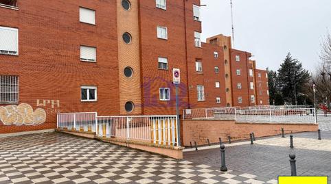 Apartment for sale in La Resinera (p.v.71), Reyes Católicos – Paseo San Antonio