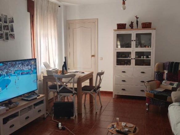 House or villa for sale on Doctor Agustín Tortosa Street, Alarcón