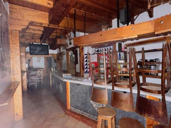 Commercial space for sale in the city center