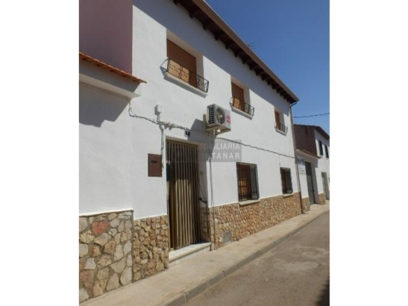 House or villa for sale in Calle Cruz, 9, Los Hinojosos