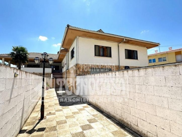 Apartment for sale in Cr Cañamares, Cañamares