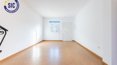 Townhouse for sale in Hontecillas – Cl Escuelas, Hontecillas