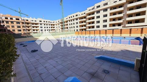 Apartment for sale in C. del Pino Albar, Reyes Católicos – Paseo San Antonio