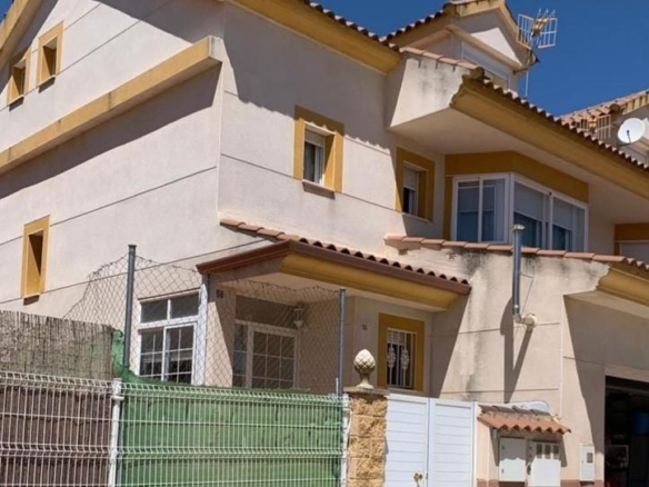 House or villa for sale in Arcas del Villar
