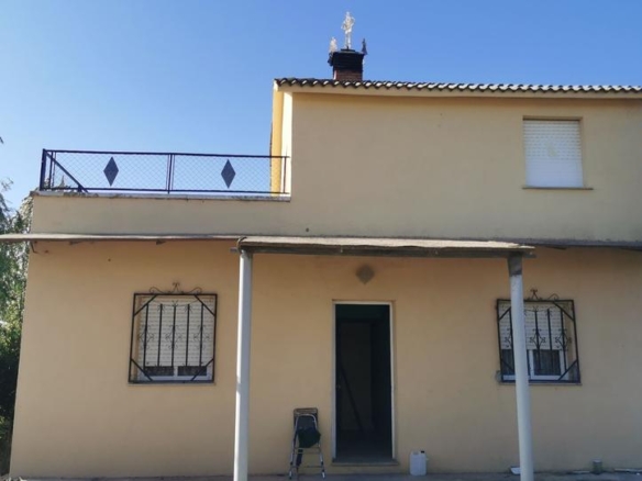 House or villa for sale in Calvarrasa de Abajo