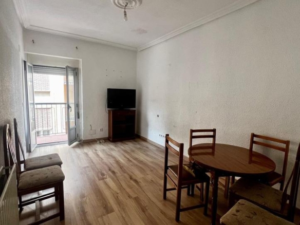 Apartment for sale on Calle Paloma, La Rollo – Puente Ladrillo