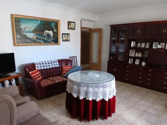 Apartment for sale on Calle San Miguel, Guijuelo
