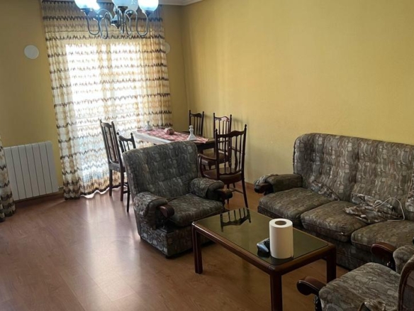 Apartment for sale on Filiberto Villalobos Street, Guijuelo